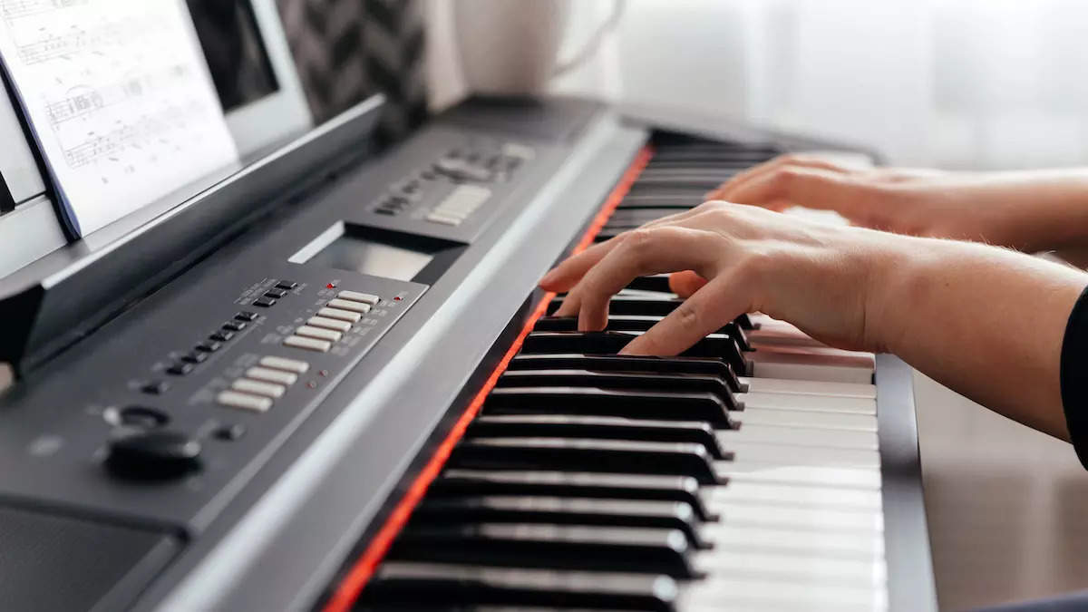 Best Keyboard Pianos : Pianos For Beginners : Best Keyboard Pianos For Beginners